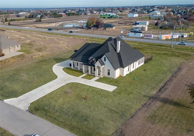Photo 2 of Single family home for sale at 165 Ranch House Rd, Rockwall, TX 75032 | MLS# 21374236 | Listing updated on 2026-09-09