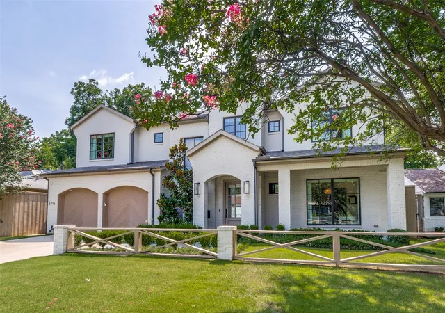 Photo 2 of Single family home for sale at 6716 Oriole Dr, Dallas, TX 75209 | MLS# 21376641 | Listing updated on 2026-09-29