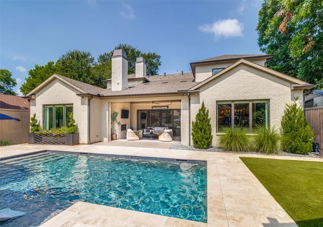 Photo 3 of Single family home for sale at 6716 Oriole Dr, Dallas, TX 75209 | MLS# 21376641 | Listing updated on 2026-09-29