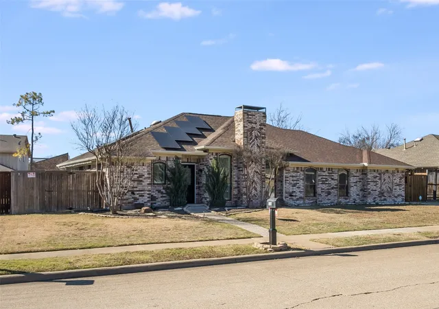 Photo 2 of Single family home for sale at 3305 Hilltop Ln, Plano, TX 75023 | MLS# 21378722 | Listing updated on 2026-09-09