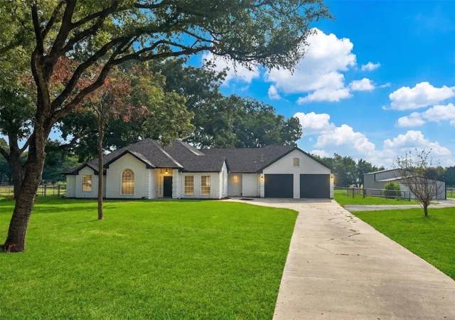 Photo 1 of Single family home for sale at 9986 Copeland Pl, Pilot Point, TX 76258 | MLS# 21380801 | Listing updated on 2026-09-29