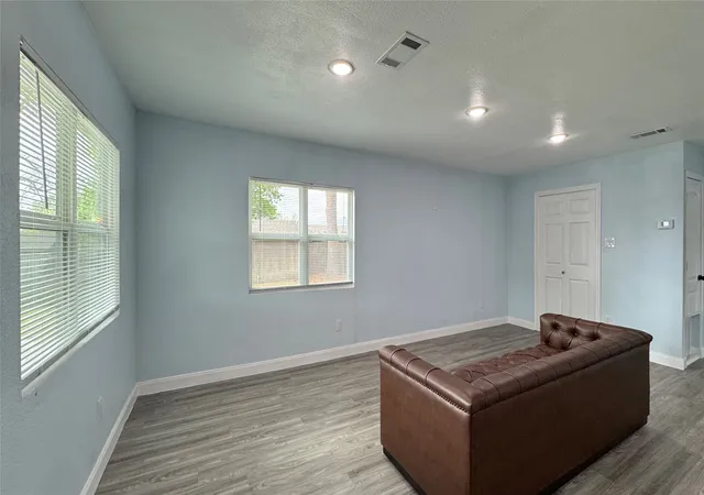 Photo 3 of Single family home for sale at 191 Harmon Rd, Gun Barrel City, TX 75156 | MLS# 21380812 | Listing updated on 2026-09-09