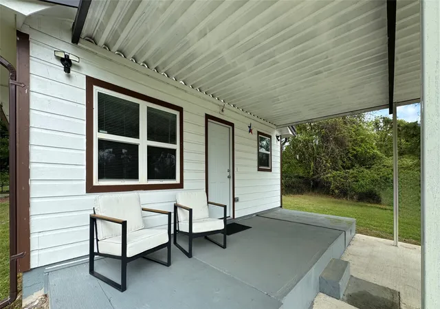Photo 4 of Single family home for sale at 191 Harmon Rd, Gun Barrel City, TX 75156 | MLS# 21380812 | Listing updated on 2026-09-09