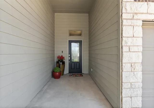 Photo 3 of Single family home for sale at 815 Cross Dr, Temple, TX 76502 | MLS# 21380706 | Listing updated on 2026-09-30