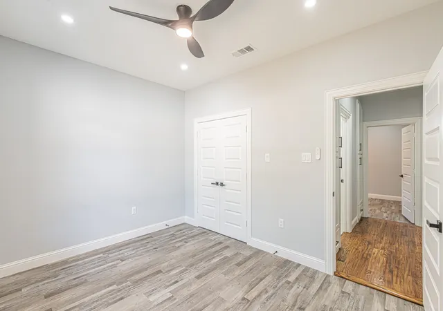 Photo 3 of Single family home for sale at 109 Gordons Cir, Bridgeport, TX 76426 | MLS# 21380833 | Listing updated on 2026-09-09