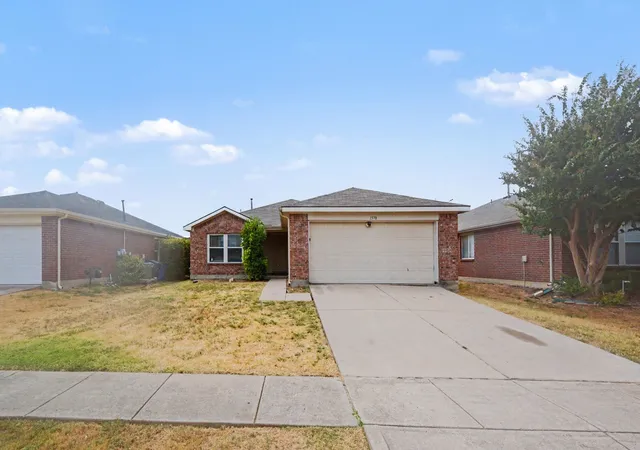 Photo 3 of Single family home for sale at 1578 Thornhill Ln, Little Elm, TX 75068 | MLS# 21380447 | Listing updated on 2026-09-09