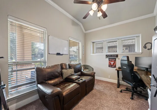 Photo 4 of Single family home for sale at 119 Gateway Dr, Alvarado, TX 76009 | MLS# 21380768 | Listing updated on 2026-10-07