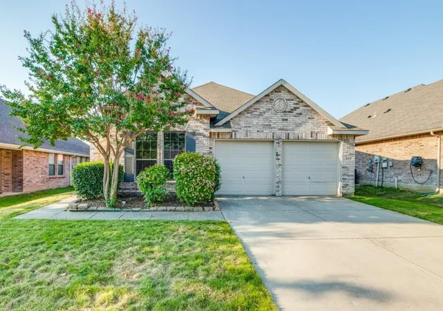 Photo 1 of Single family home for sale at 5551 Exeter Dr, Prosper, TX 75078 | MLS# 21369593 | Listing updated on 2026-09-09