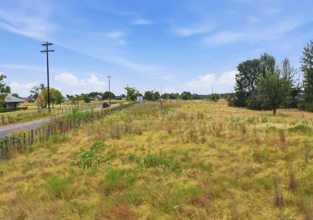 Photo 3 of Land for sale at 171 Jupiter Trl, Weatherford, TX 76088 | MLS# 21377404 | Listing updated on 2026-10-06