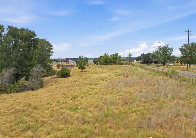 Photo 2 of Land for sale at 171 Jupiter Trl, Weatherford, TX 76088 | MLS# 21377404 | Listing updated on 2026-10-06