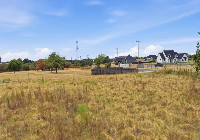 Photo 1 of Land for sale at 171 Jupiter Trl, Weatherford, TX 76088 | MLS# 21377404 | Listing updated on 2026-10-06