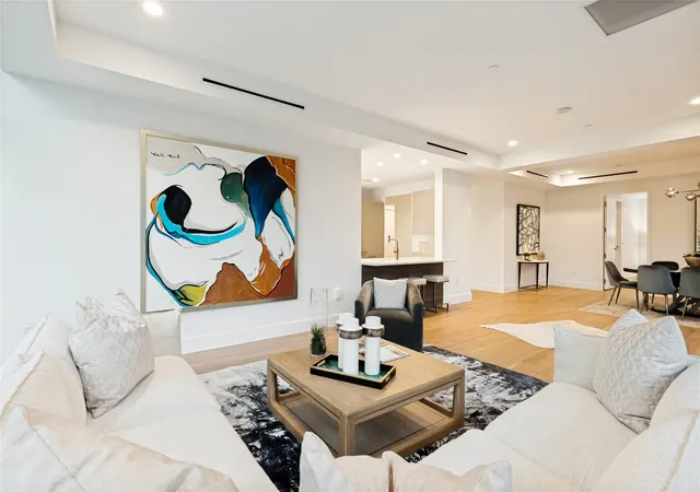 Photo 3 of Condo for sale at 2025 Woodall Rodgers Fwy #23, Dallas, TX 75201 | MLS# 21380584 | Listing updated on 2026-10-04