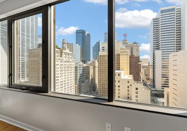 Photo 1 of Condo for sale at 1200 Main St #1612, Dallas, TX 75202 | MLS# 21380818 | Listing updated on 2026-09-09