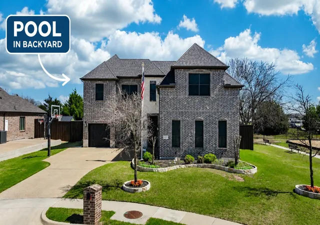 Photo 3 of Single family home for sale at 1507 Rice Run Dr, Wylie, TX 75098 | MLS# 21380935 | Listing updated on 2026-09-09