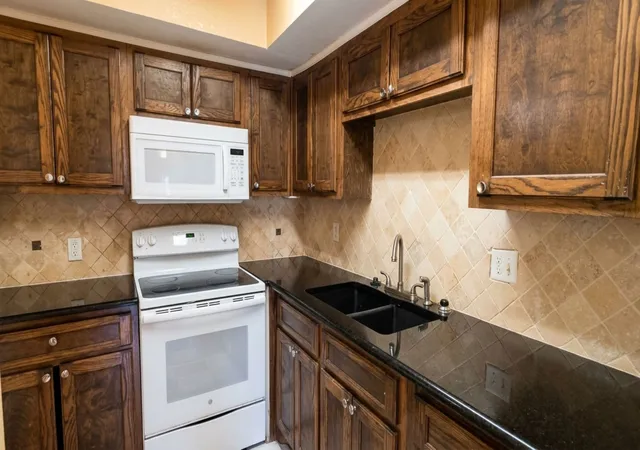 Photo 2 of Condo for sale at 9829 Walnut St #O 207, Dallas, TX 75243 | MLS# 21374929 | Listing updated on 2026-09-15