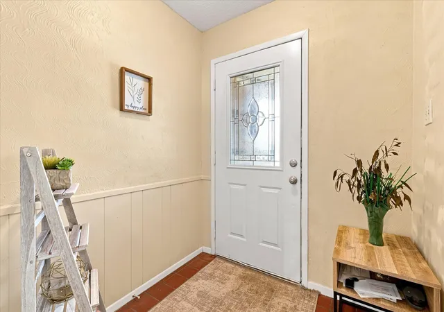 Photo 3 of Single family home for sale at 1813 Barron Ln, Fort Worth, TX 76112 | MLS# 21375859 | Listing updated on 2026-09-14