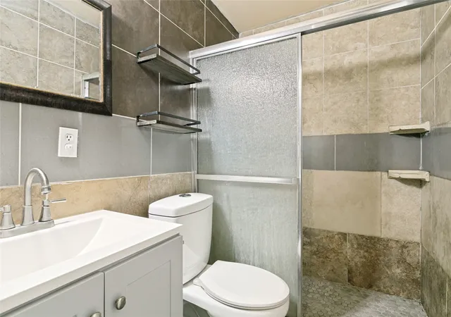 Photo 12 of Single family home for sale at 4329 Lubbock Ave, Fort Worth, TX 76115 | MLS# 21380996 | Listing updated on 2026-09-16