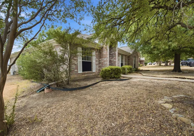 Photo 3 of Single family home for sale at 10303 Little Valley Rd, Fort Worth, TX 76108 | MLS# 21380683 | Listing updated on 2026-09-09