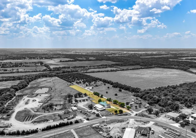 Photo 3 of Manufactured home for sale at 2340 Fm 36 S, Caddo Mills, TX 75135 | MLS# 21374263 | Listing updated on 2026-09-09