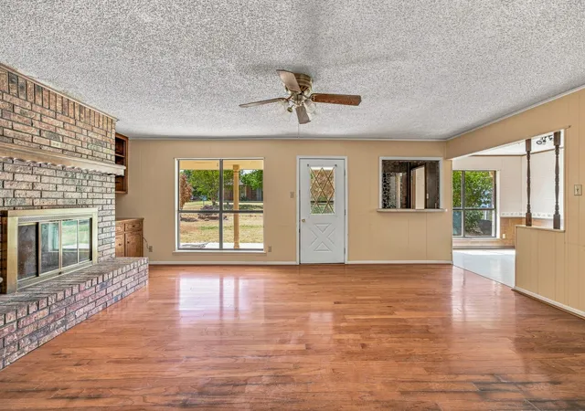 Photo 2 of Single family home for sale at 108 Sharp Dr, Stephenville, TX 76401 | MLS# 21381045 | Listing updated on 2026-10-07