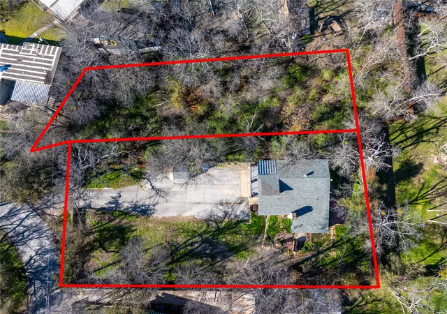 Photo 1 of Sale Pending at 4838 Williams Spring Rd, Fort Worth, TX 76135 | MLS# 21381086 | Listing updated on 2026-09-21