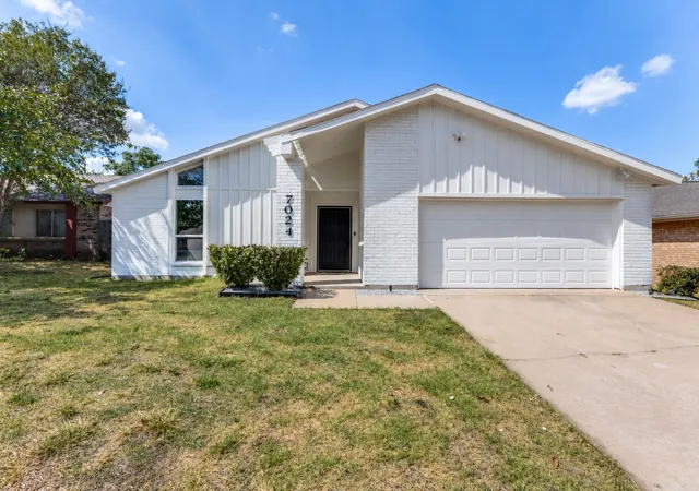 Photo 3 of Single family home for sale at 7024 Woodacre Rd, Fort Worth, TX 76133 | MLS# 21380717 | Listing updated on 2026-09-12