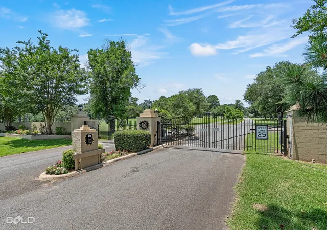 Photo 2 of Land for sale at 0 Buckingham Dr, Shreveport, LA 71107 | MLS# 21375142 | Listing updated on 2026-09-09
