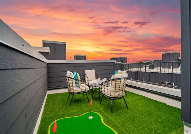 Photo 2 of Condo for sale at 1217 Beaconsfield Ln #803, Arlington, TX 76011 | MLS# 21365958 | Listing updated on 2026-09-09