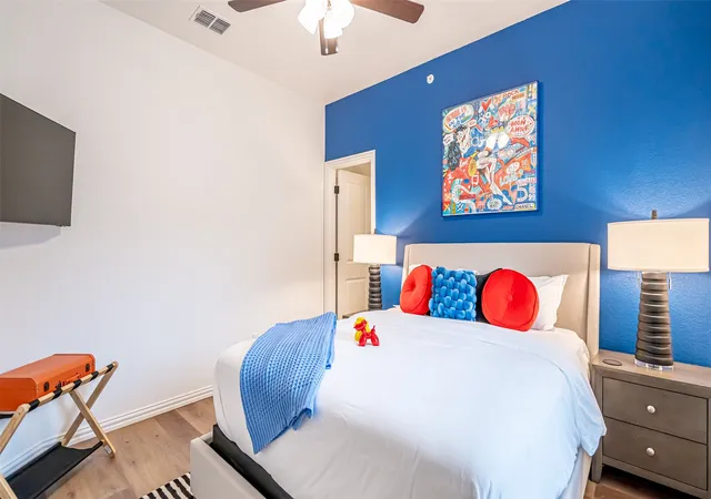 Photo 3 of Condo for sale at 1217 Beaconsfield Ln #803, Arlington, TX 76011 | MLS# 21365958 | Listing updated on 2026-09-09
