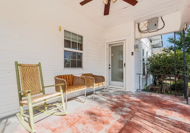 Photo 3 of Single family home for sale at 211 N Nueces St, Coleman, TX 76834 | MLS# 21381006 | Listing updated on 2026-09-09