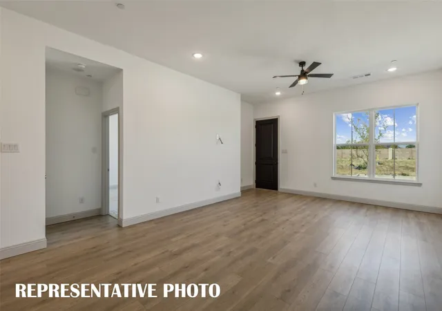 Photo 3 of Townhouse for sale at 1030 Splitrock Dr, Allen, TX 75013 | MLS# 21379996 | Listing updated on 2026-09-09