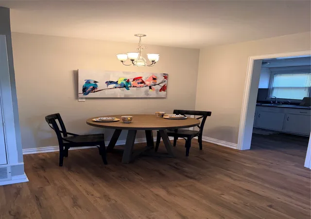 Photo 3 of Single family home for sale at 1109 E Ikard St, Henrietta, TX 76365 | MLS# 21381196 | Listing updated on 2026-09-09