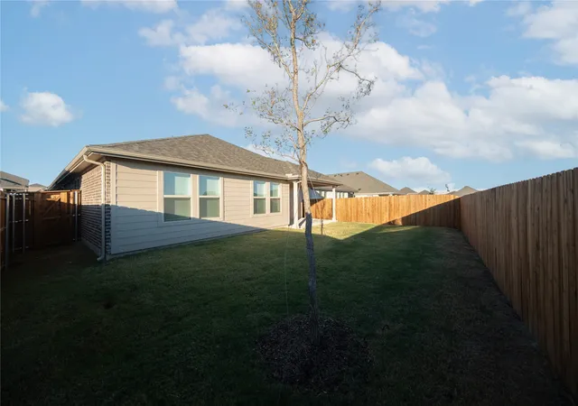 Photo 2 of Single family home for sale at 3029 Flintrock Ln, Anna, TX 75409 | MLS# 21381237 | Listing updated on 2026-09-13