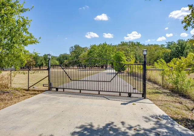 Photo 2 of Single family home for sale at (Undisclosed), Springtown, TX 76082 | MLS# 21378895 | Listing updated on 2026-09-12