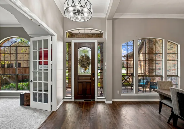 Photo 4 of Single family home for sale at 2105 Heather Ridge Ct, Flower Mound, TX 75028 | MLS# 21375481 | Listing updated on 2026-09-14