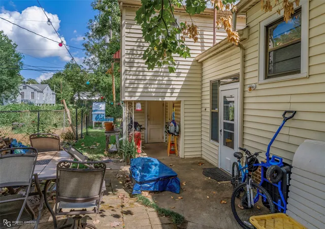 Photo 4 of Single family home for sale at 704 College, Shreveport, LA 71104 | MLS# 21379170 | Listing updated on 2026-09-09