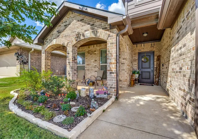 Photo 2 of Single family home for sale at 3421 Hanan St, Sherman, TX 75092 | MLS# 21378689 | Listing updated on 2026-09-12