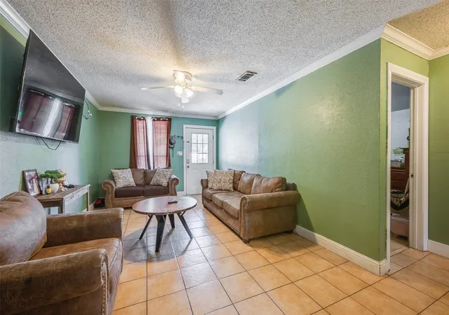 Photo 3 of Single family home for sale at 1616 Beaumont St, Fort Worth, TX 76106 | MLS# 21378125 | Listing updated on 2026-09-09