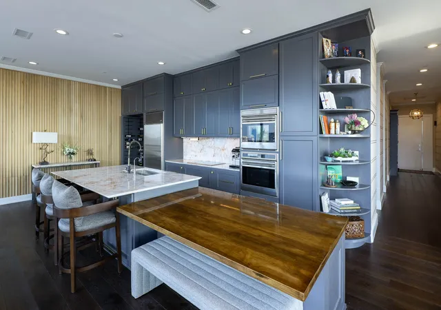 Photo 4 of Condo for sale at 2200 Victory Ave #2207, Dallas, TX 75219 | MLS# 21380660 | Listing updated on 2026-09-09