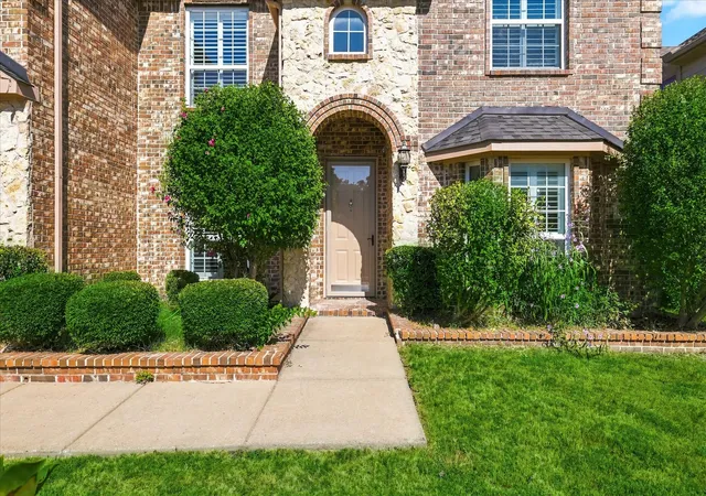 Photo 2 of Single family home for sale at 809 Meadowside Ct, Garland, TX 75043 | MLS# 21377240 | Listing updated on 2026-09-11