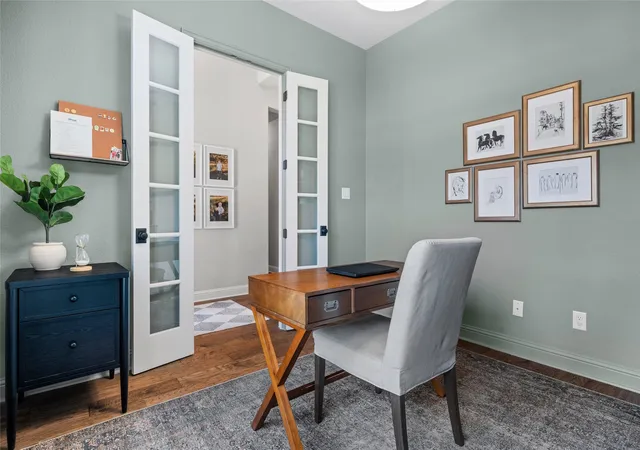 Photo 3 of Single family home for sale at 461 Washington Ave, Waxahachie, TX 75165 | MLS# 21378651 | Listing updated on 2026-09-10