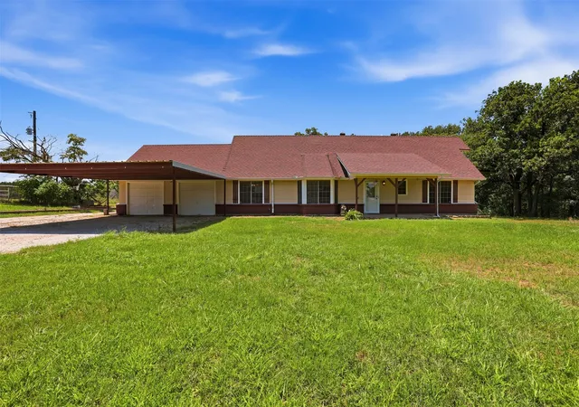 Photo 2 of Single family home for sale at 4298 Knob Rd, Springtown, TX 76082 | MLS# 21380613 | Listing updated on 2026-09-09