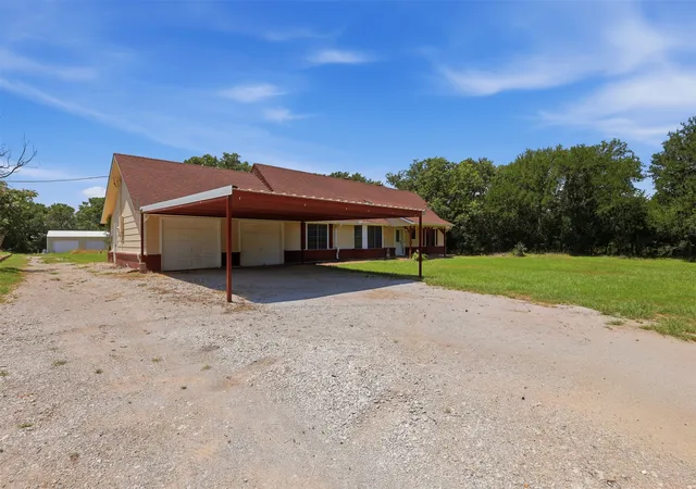 Photo 3 of Single family home for sale at 4298 Knob Rd, Springtown, TX 76082 | MLS# 21380613 | Listing updated on 2026-09-09