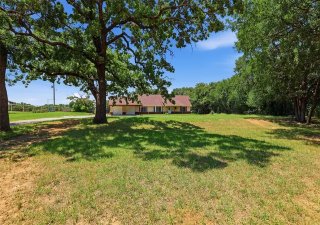 Photo 3 of Single family home for sale at 4298 Knob Rd, Springtown, TX 76082 | MLS# 21380613 | Listing updated on 2026-09-09