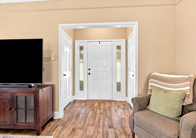 Photo 3 of Sale Pending at 8712 Lake Country Dr, Fort Worth, TX 76179 | MLS# 21381319 | Listing updated on 2026-09-24