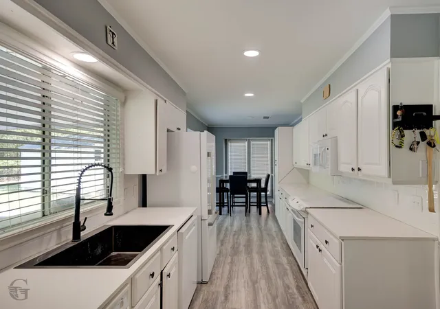 Photo 2 of Single family home for sale at 101 Elmview Ln, Haughton, LA 71037 | MLS# 21381350 | Listing updated on 2026-09-09