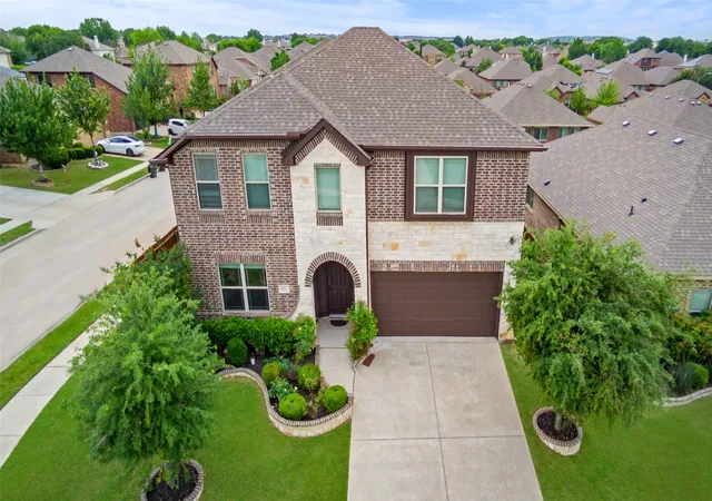 Photo 1 of Single family home for sale at 801 Oriel Cir, Crowley, TX 76036 | MLS# 21381361 | Listing updated on 2026-09-09