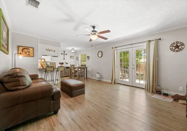 Photo 2 of Single family home for sale at 6054 Dunson Dr, Haltom City, TX 76148 | MLS# 21381351 | Listing updated on 2026-09-09