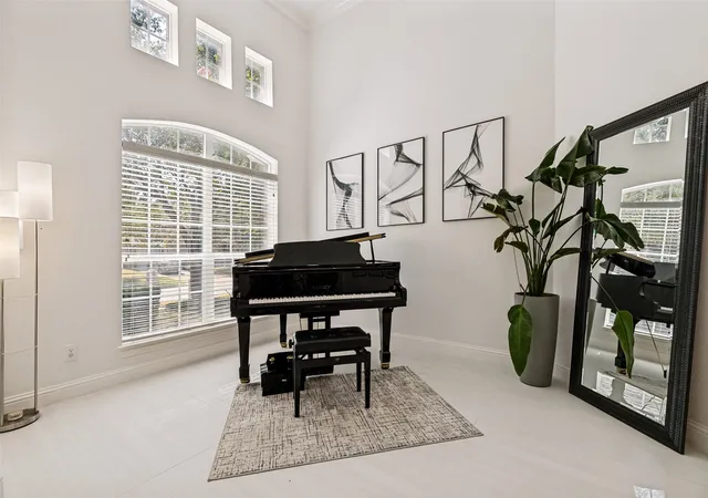 Photo 3 of Single family home for sale at 9564 Lance Dr, Frisco, TX 75035 | MLS# 21381337 | Listing updated on 2026-09-09