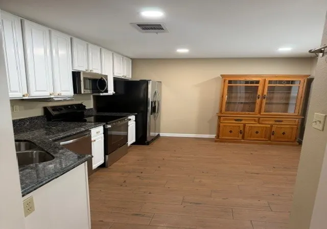 Photo 3 of Sale Pending at 1828 Maplewood Trl, Colleyville, TX 76034 | MLS# 21381355 | Listing updated on 2026-09-24